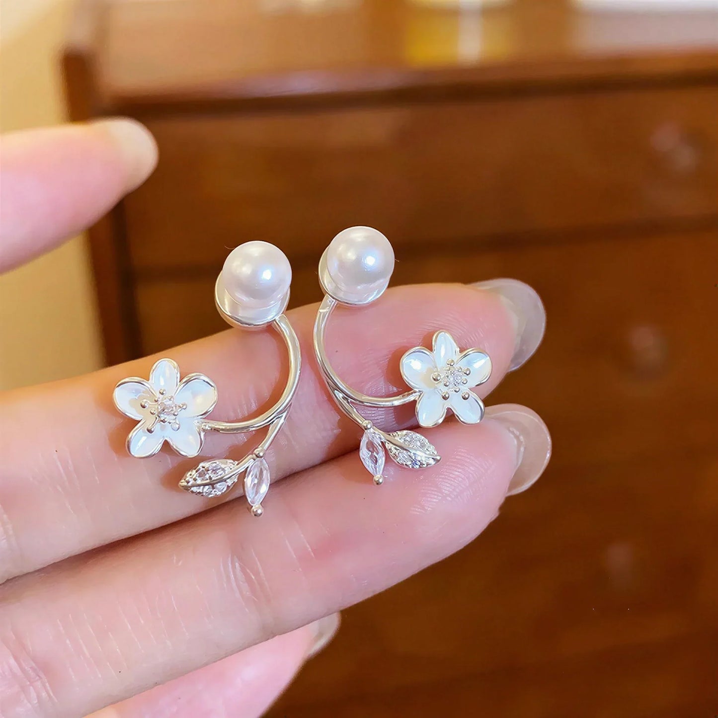 🎀Ethereal Blossom Earrings: Sterling silver earrings with flowers and pearls for women