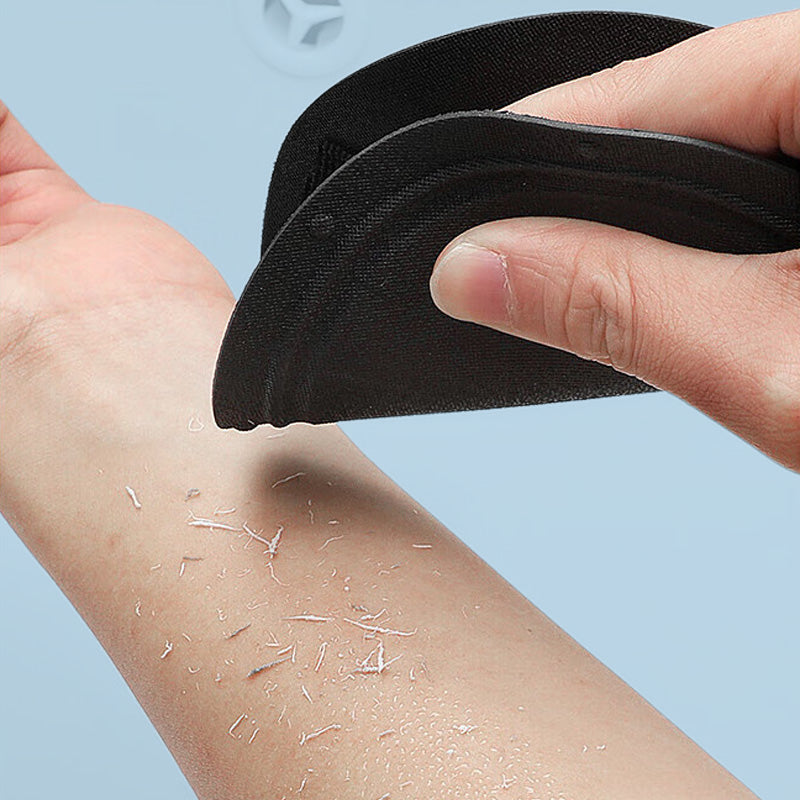 🚿🧽 Soft rubber bath brush – Removes dead skin cells gently but effectively and cleanses all skin types