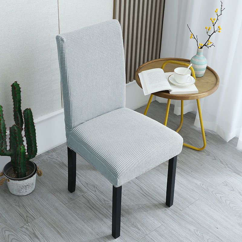 Chair covers – give an old chair a new and fresh look instantly!