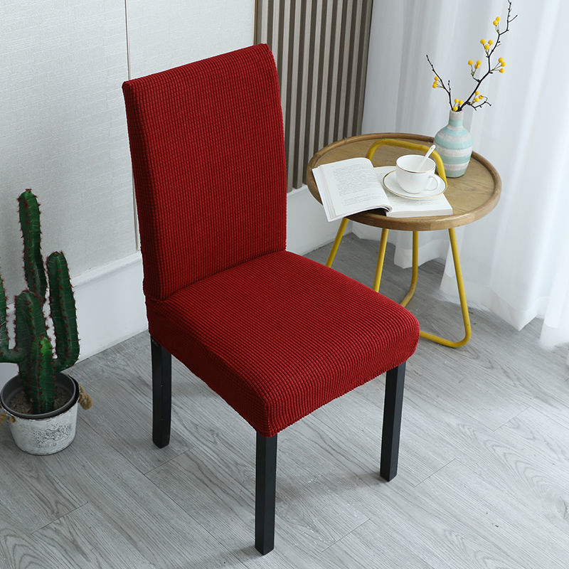 Chair covers – give an old chair a new and fresh look instantly!