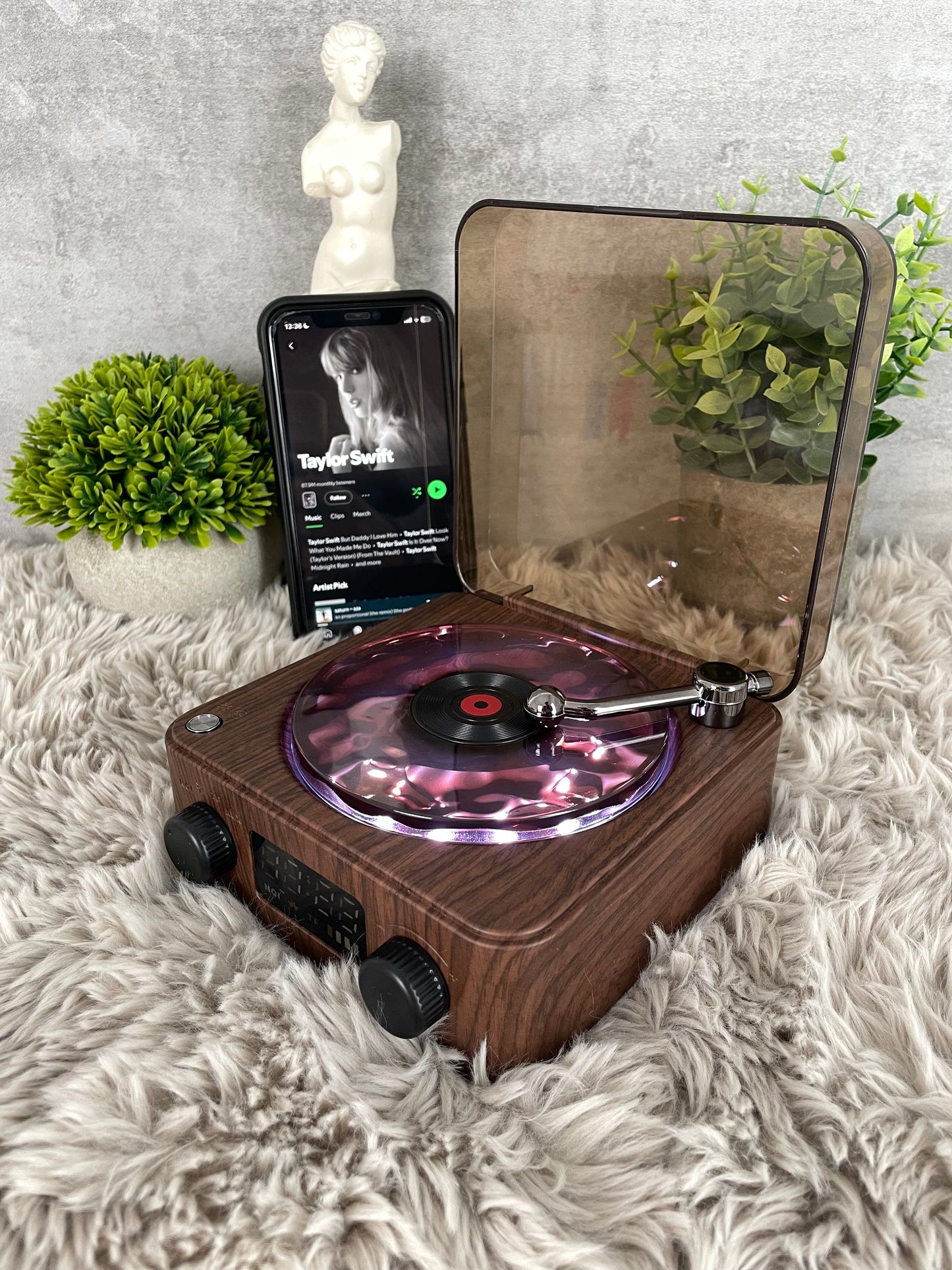 Retro Wave Bluetooth Speaker